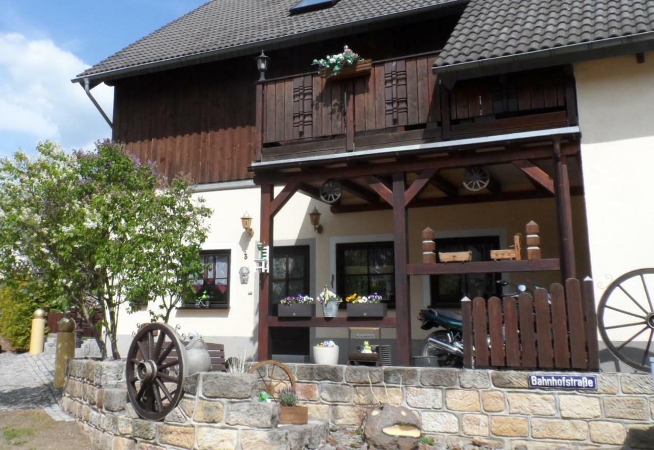 Ferienwohnung Am Schloss Lauenstein Im Erzgebirge Экстерьер фото